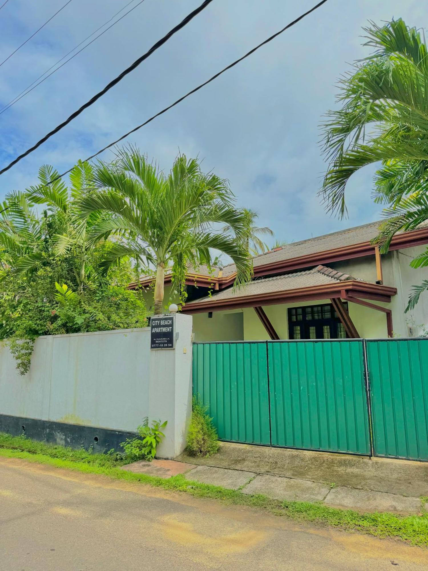 City Beach Apartment Bentota Exterior photo